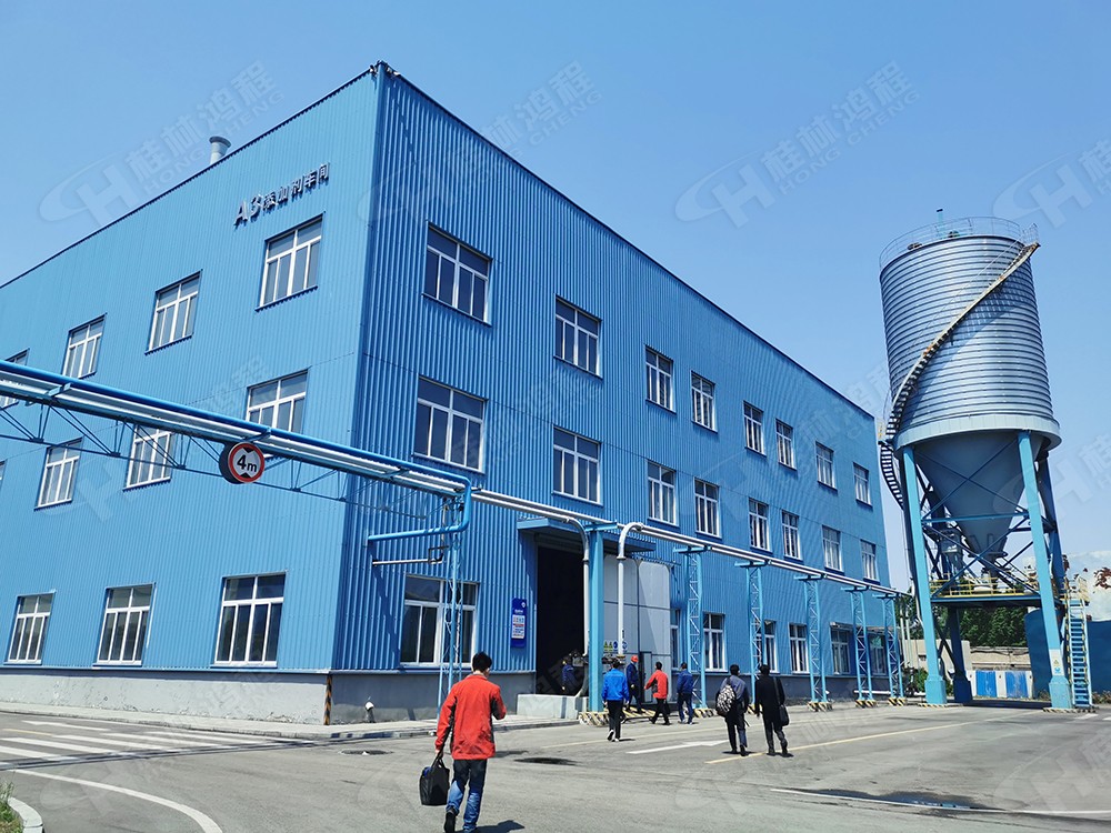 清潔型煤加工生產(chǎn)線,清潔型煤生產(chǎn)設(shè)備,清潔型煤超細磨粉機