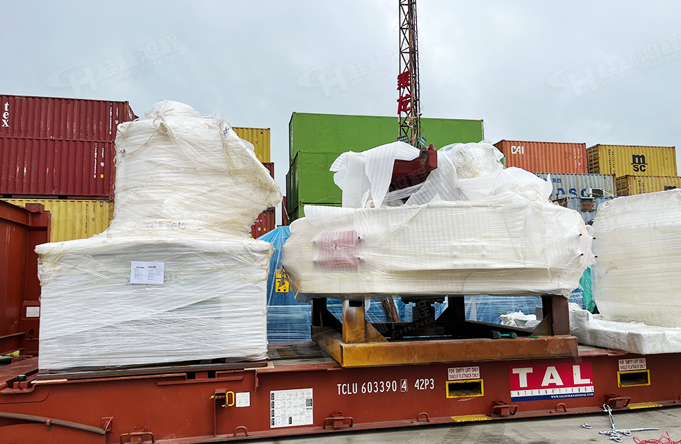 【發(fā)貨】海內(nèi)外訂單火爆，大批鴻程設(shè)備奔赴全球！