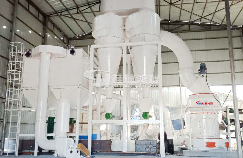 錳礦石磨粉設(shè)備桂林鴻程HC1700擺式磨粉機貴州年產(chǎn)6萬噸錳礦加工客戶 錳礦石磨粉設(shè)備桂林鴻程HC1700擺式磨粉機貴州年產(chǎn)6萬噸錳礦加工客戶