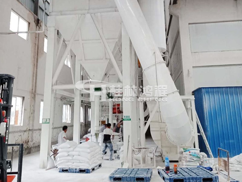 石膏干磨機(jī)超細(xì)立磨 石膏干磨機(jī)超細(xì)立磨